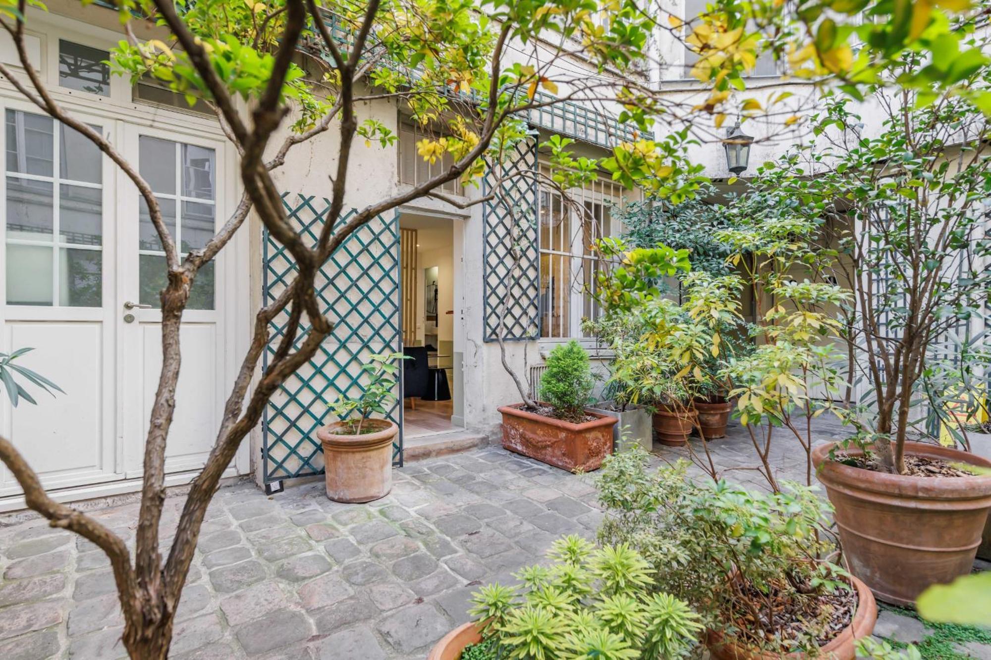 Charming Studio 4p Next To Republique Appartement Paris
